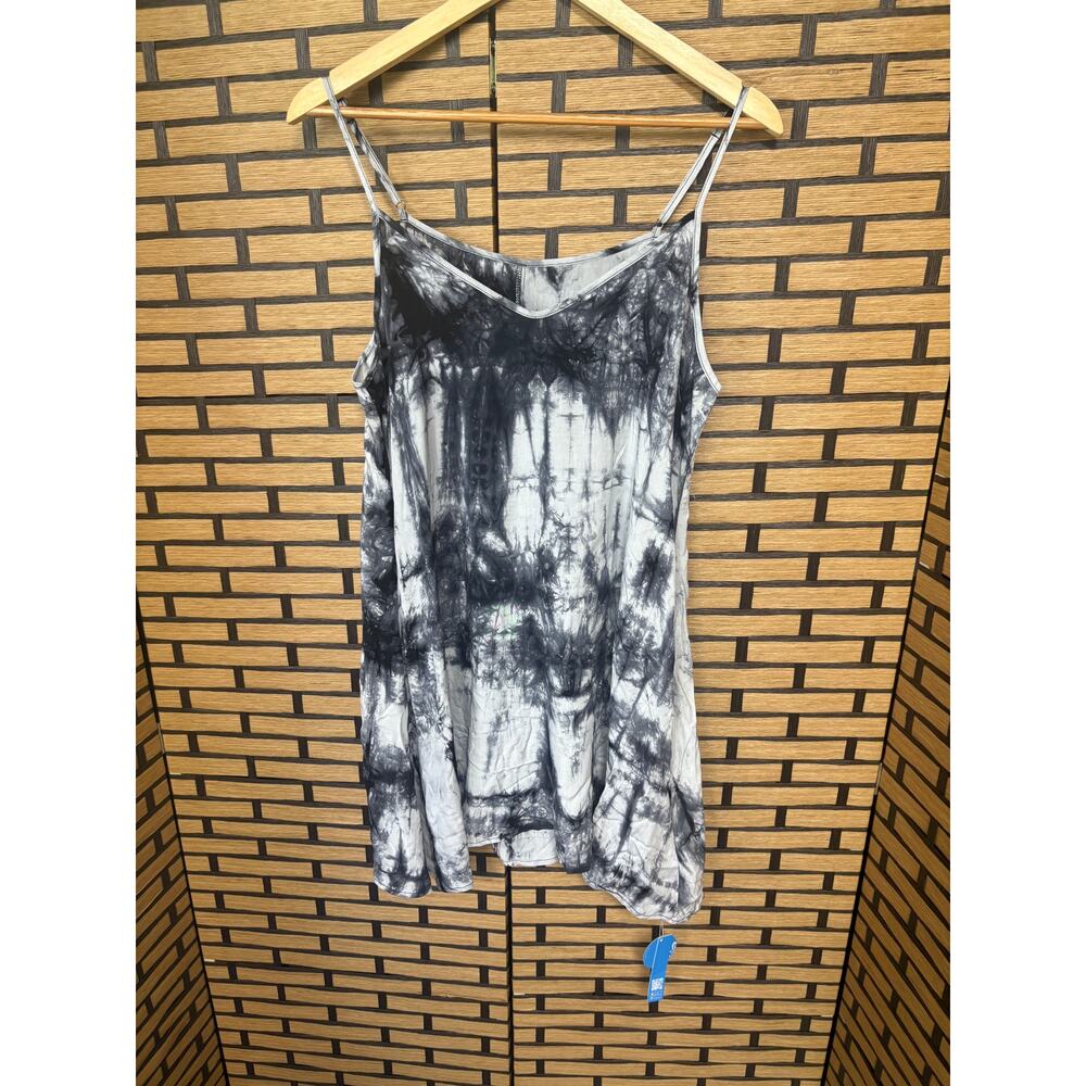 Cupshe Black And White Tie Dye Swim Coverup Size Medium